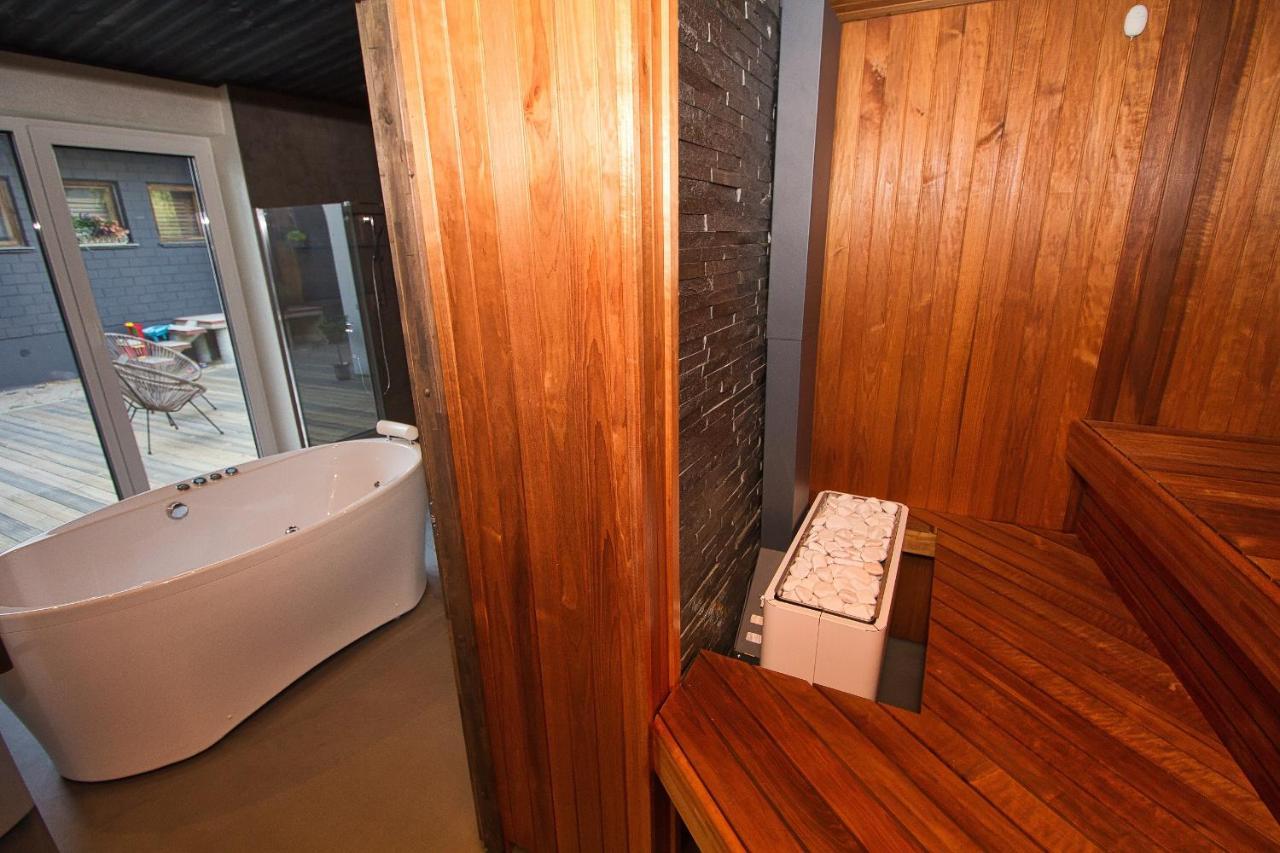 Casa Monkey Paernu With Sauna And Terrace Exterior photo